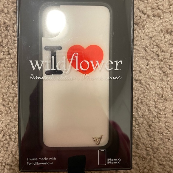 I ❤️ wildflower phone case! 💋 - Picture 1 of 3